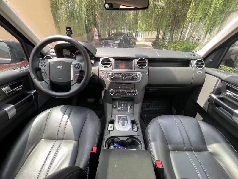 青岛17年路虎发现6