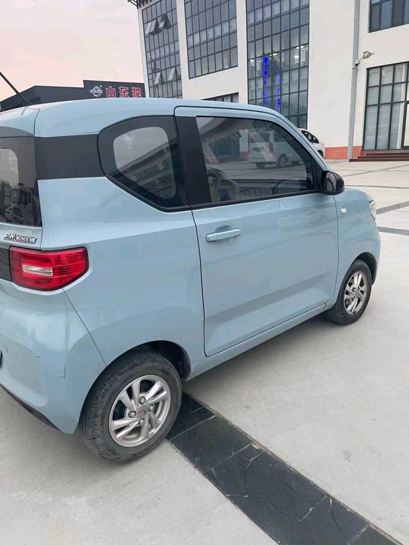 棗莊21年五菱汽車宏光MINI EV6