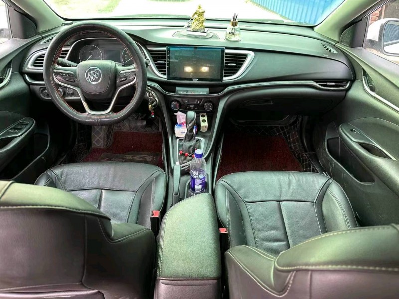 常州18年别克英朗5