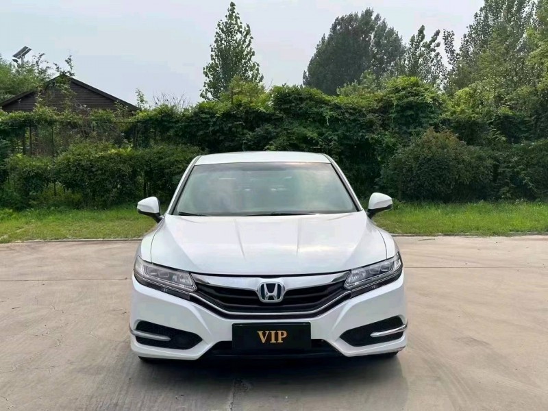 青岛16年本田思铂睿1