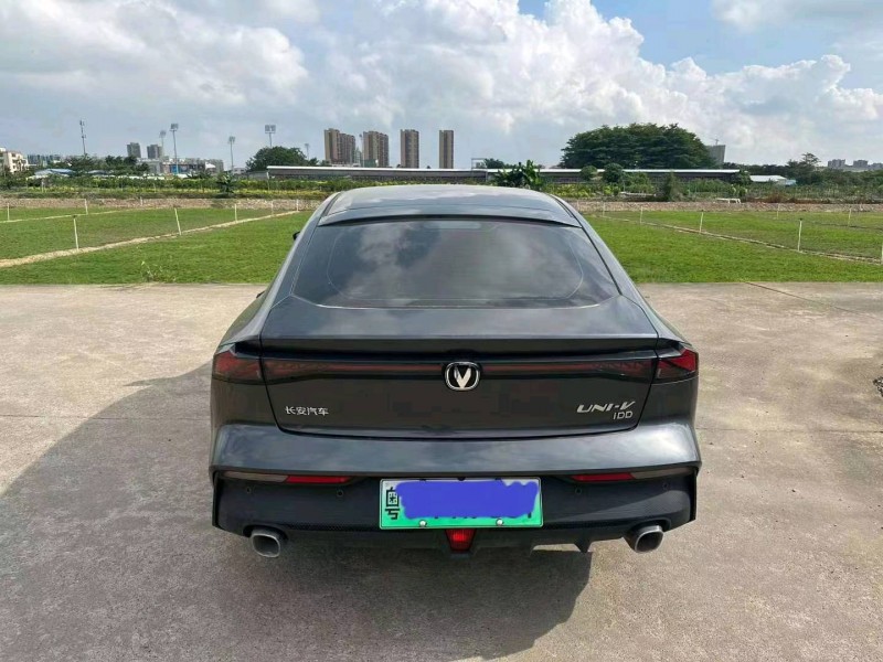 深圳23年长安汽车UNI-V9