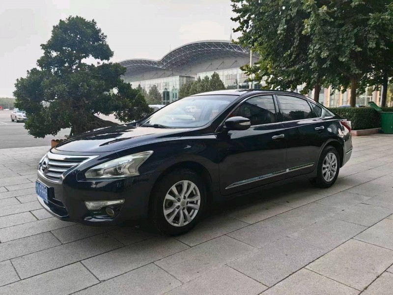 秦皇島14年日產天籟2