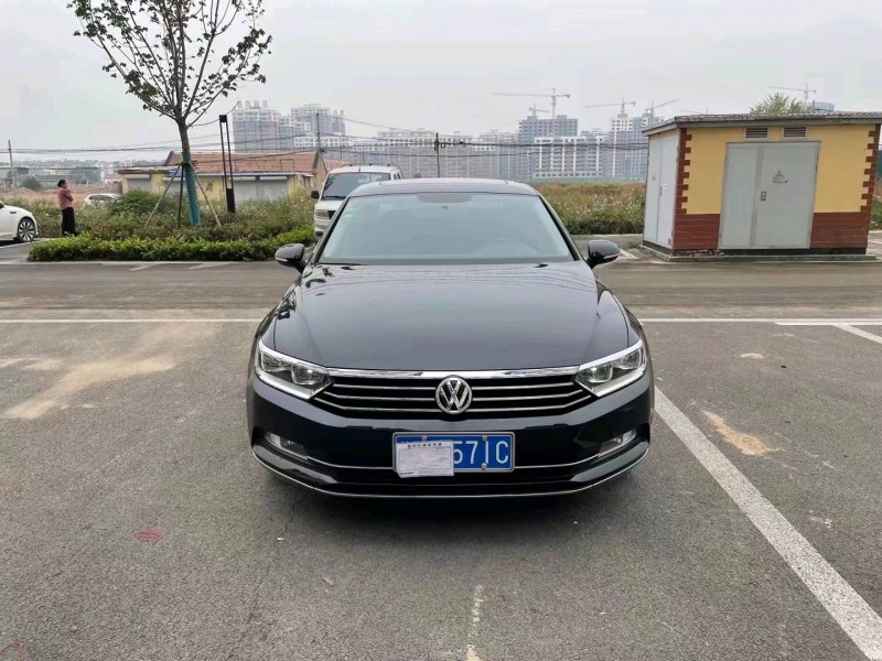 枣庄19年大众迈腾1