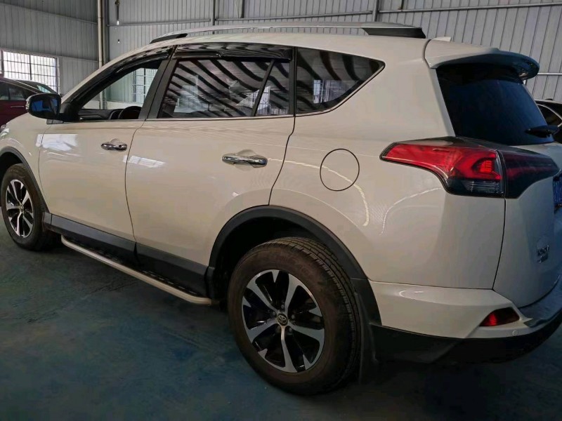 衡阳18年丰田RAV4荣放5