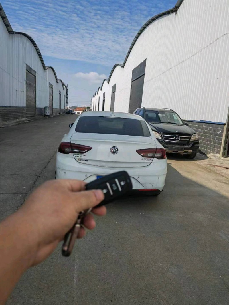 衡阳18年别克君威4