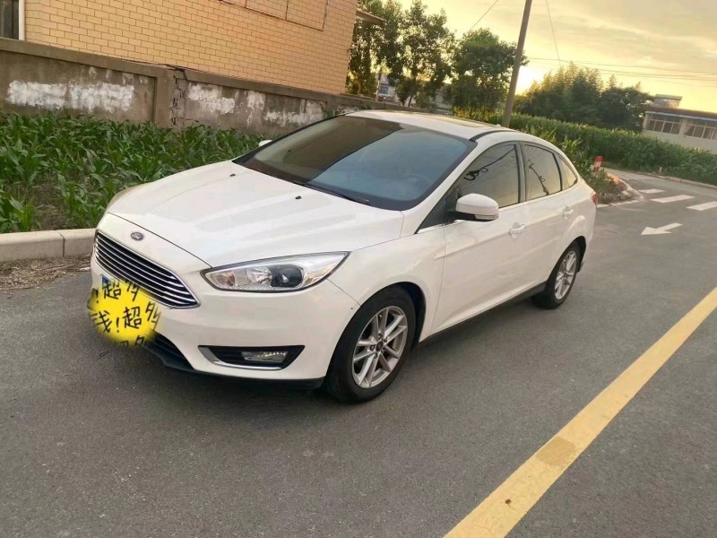 徐州17年福特福克斯2