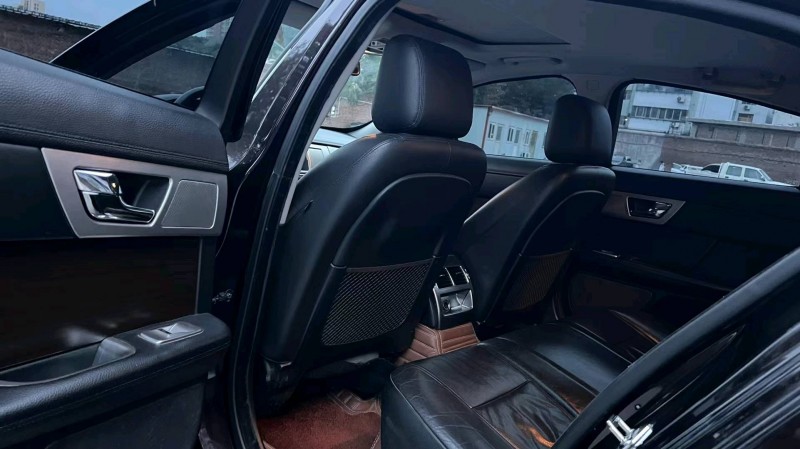 邯郸13年捷豹XF9