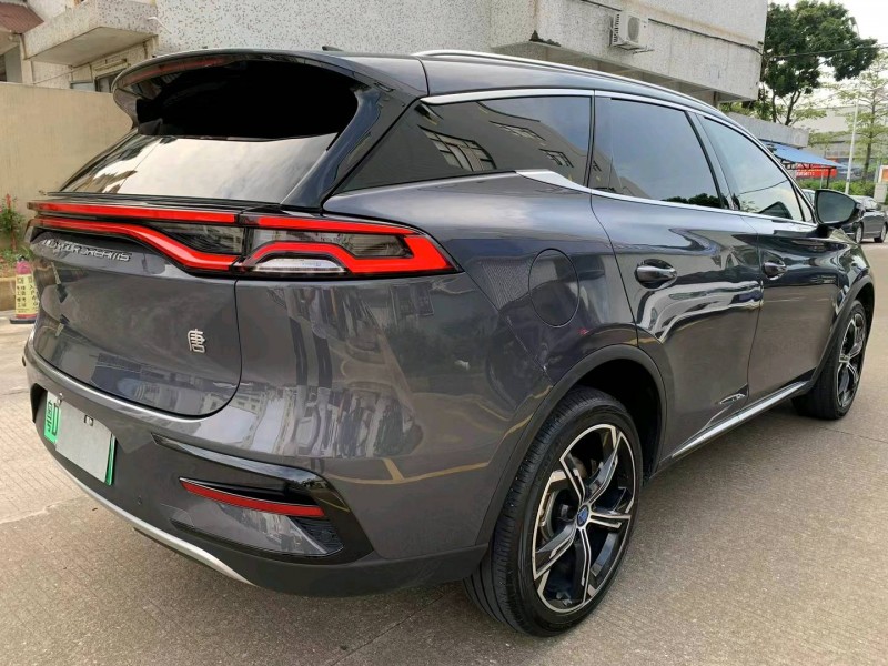 中山23年比亚迪唐5