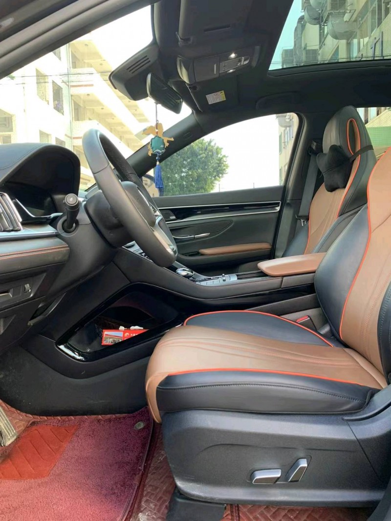 中山22年比亚迪宋8