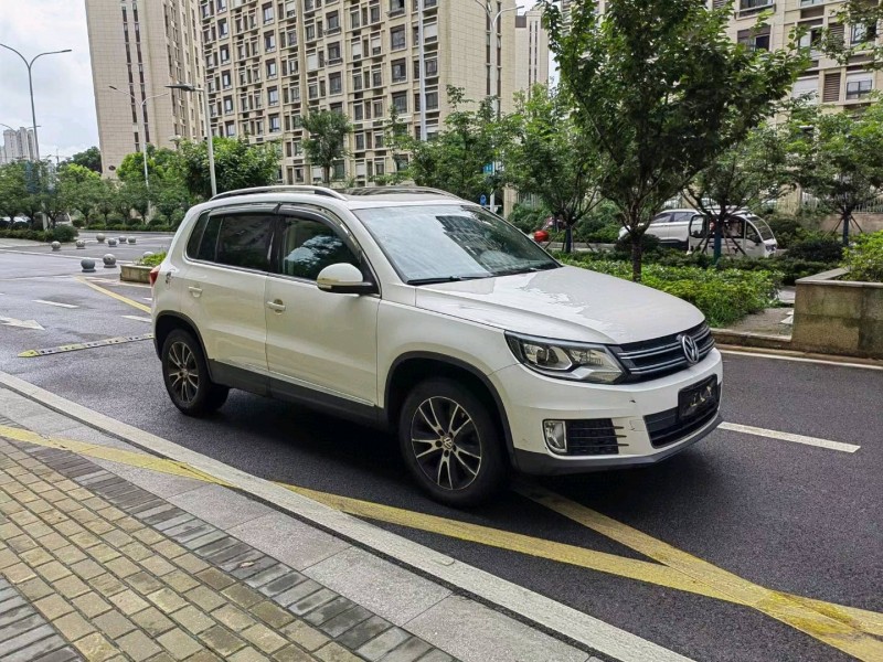 苏州14年大众途观2