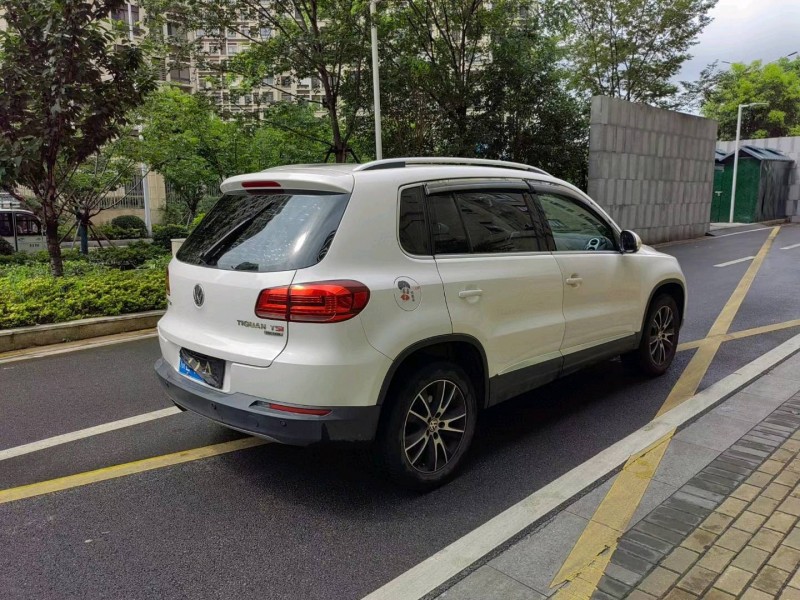 苏州14年大众途观7