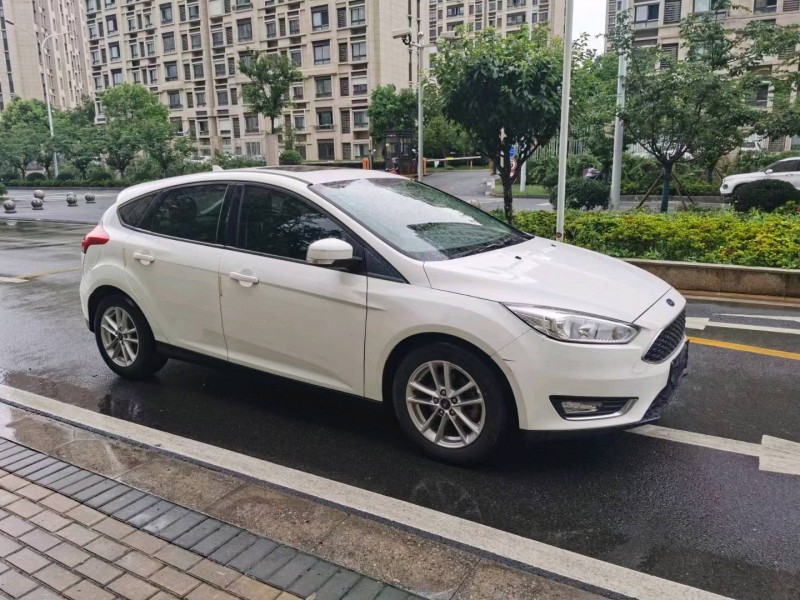 苏州17年福特福克斯2
