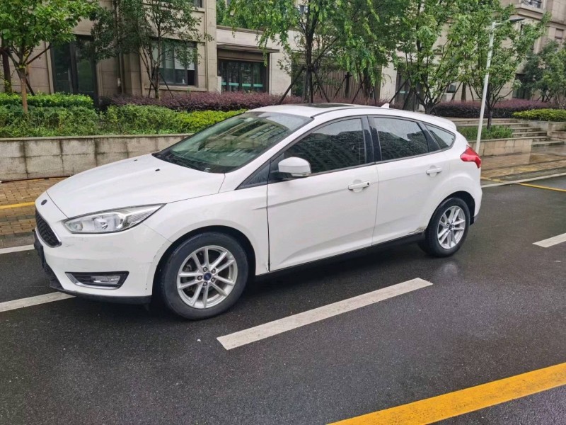 苏州17年福特福克斯3