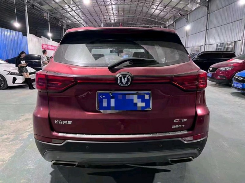 衡阳19年长安汽车CS752