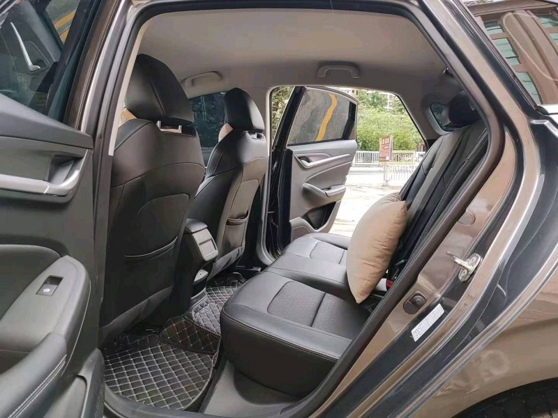 珠海22年长安汽车逸动8