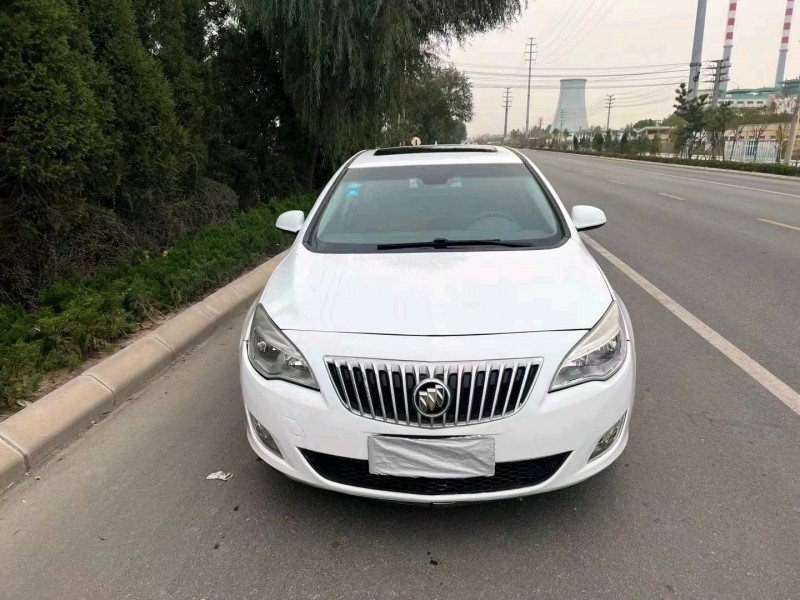 枣庄16年别克英朗1