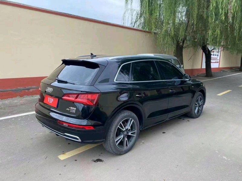 东营21年奥迪Q54