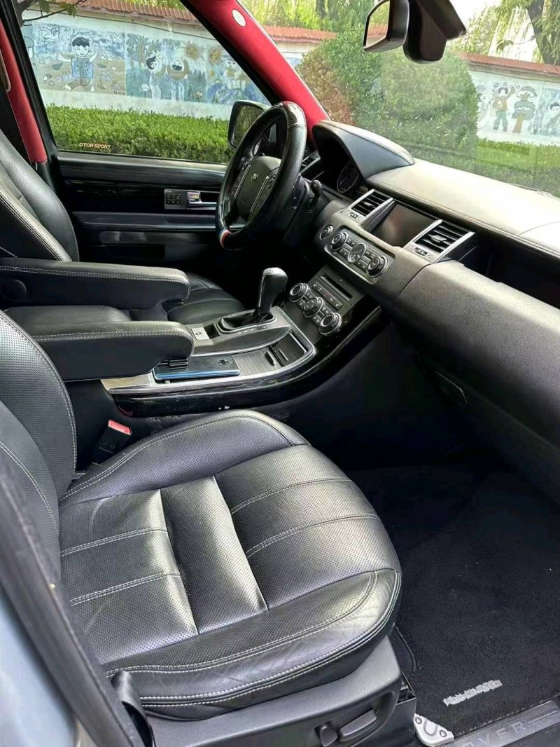 东营11年路虎揽胜5