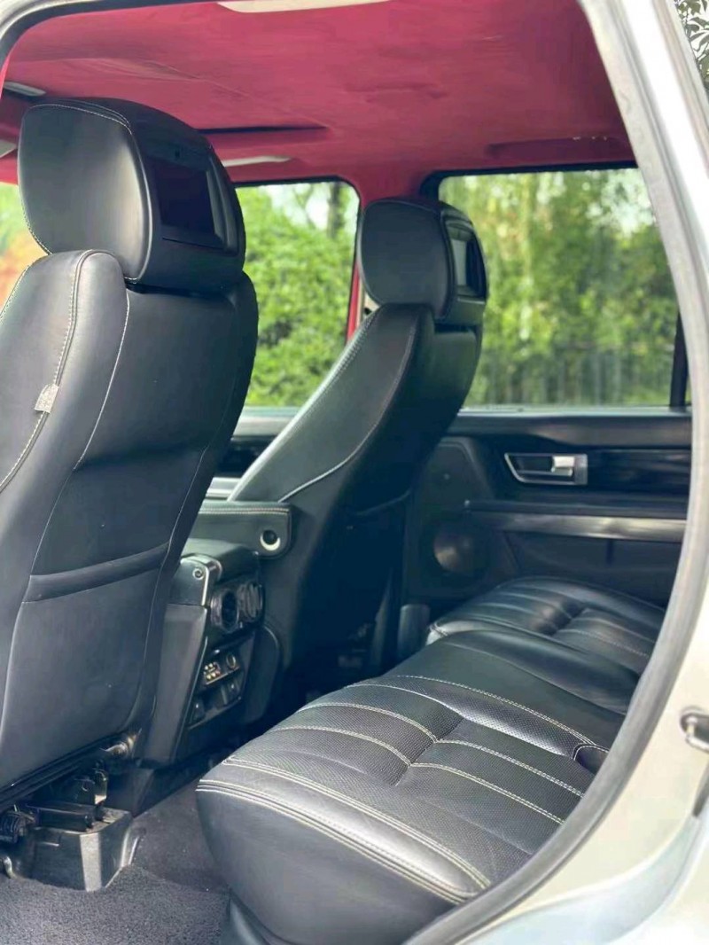 东营11年路虎揽胜8