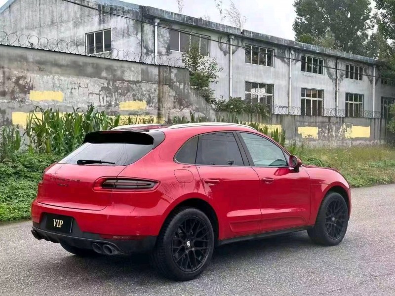 东营18年保时捷Macan7