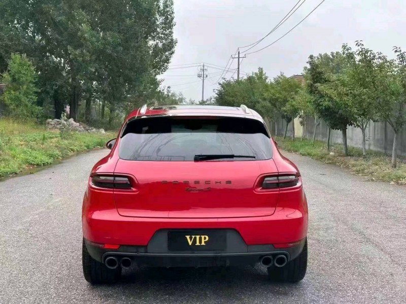 东营18年保时捷Macan9