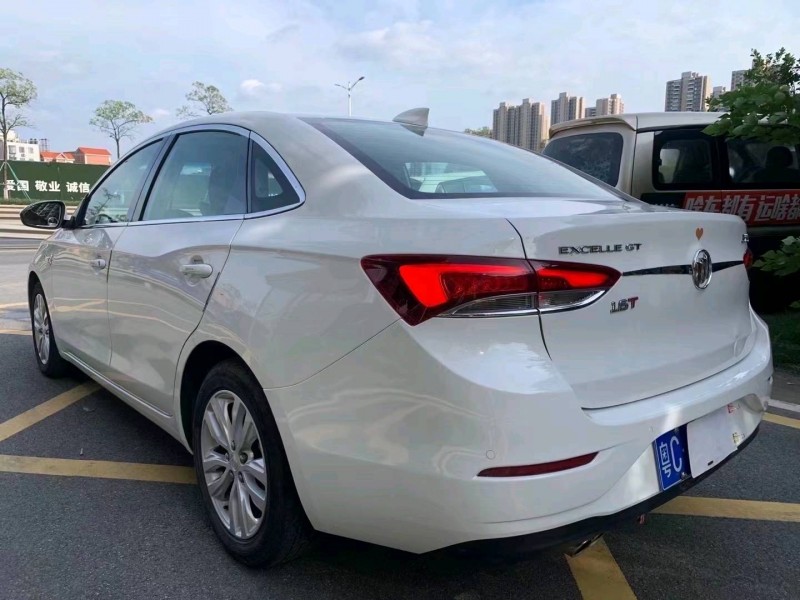 深圳20年别克英朗4