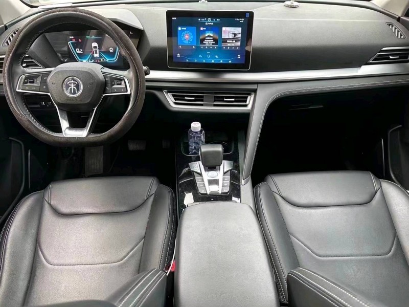 珠海21年比亚迪宋9