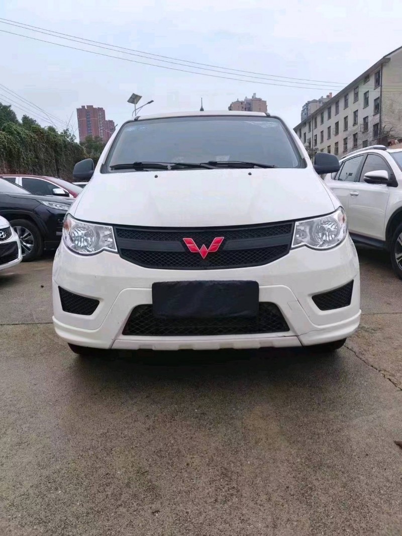 衡陽20年五菱汽車宏光1