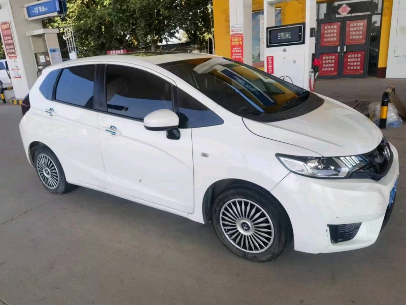 保定17年本田飞度3