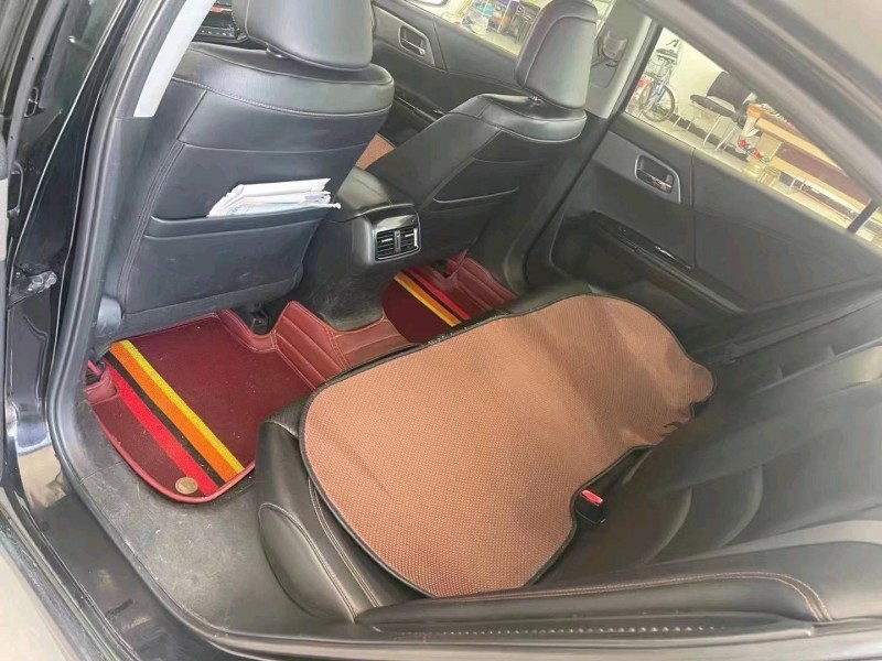 邯郸18年本田雅阁8