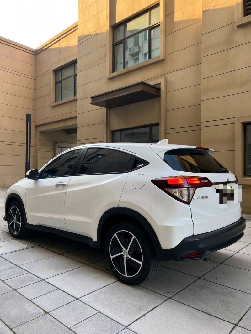 廊坊22年本田缤智8