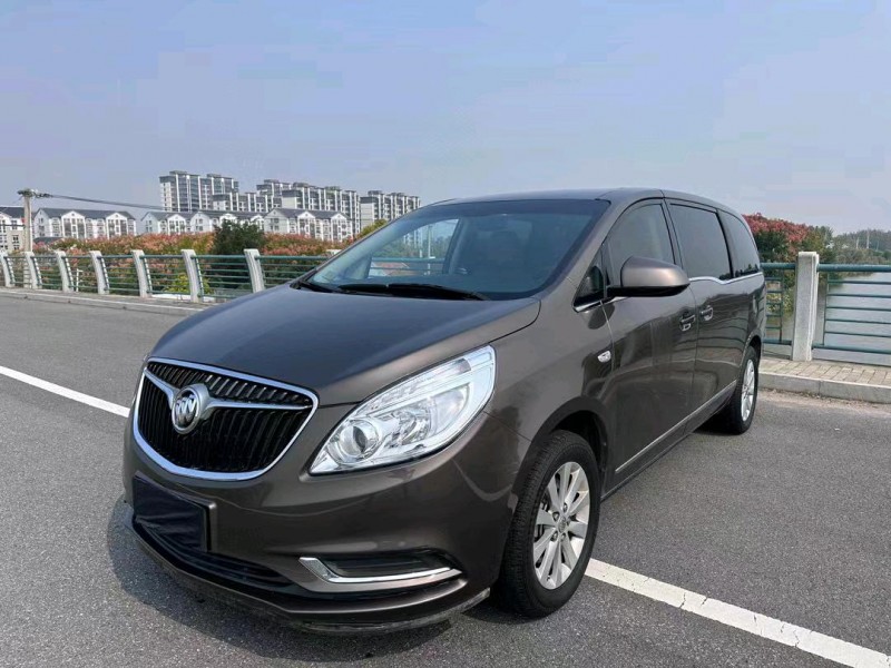 盐城17年别克GL82