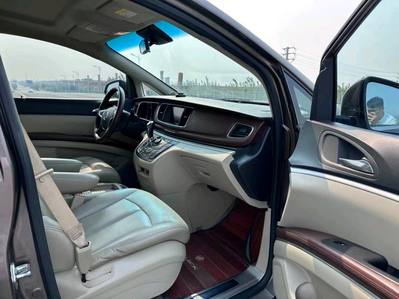 盐城17年别克GL85