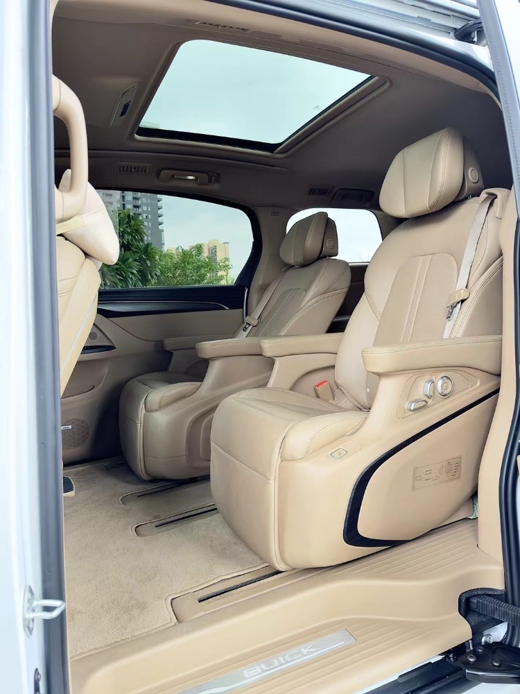 东莞21年别克GL86