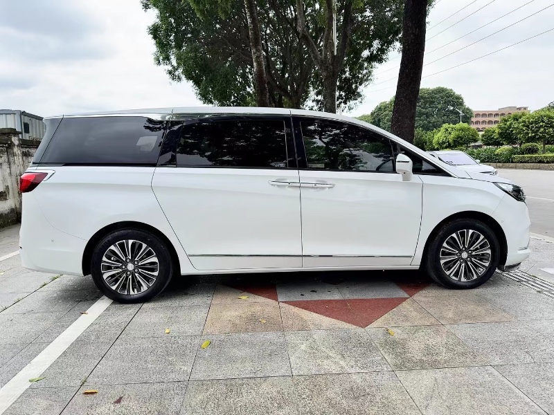 东莞21年别克GL88