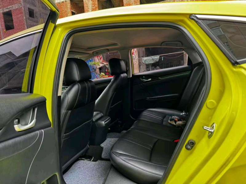 珠海19年本田思域5