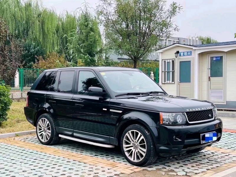 东营13年路虎揽胜运动2