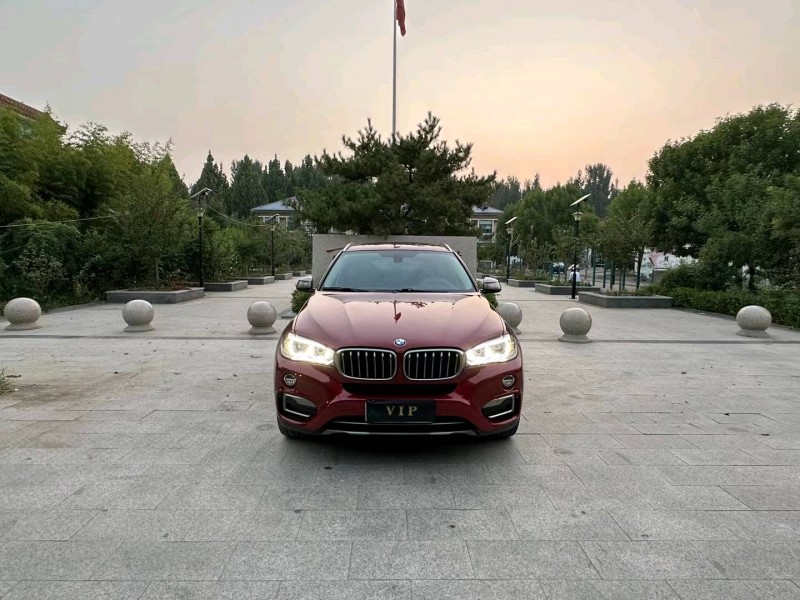 济南17年宝马X61
