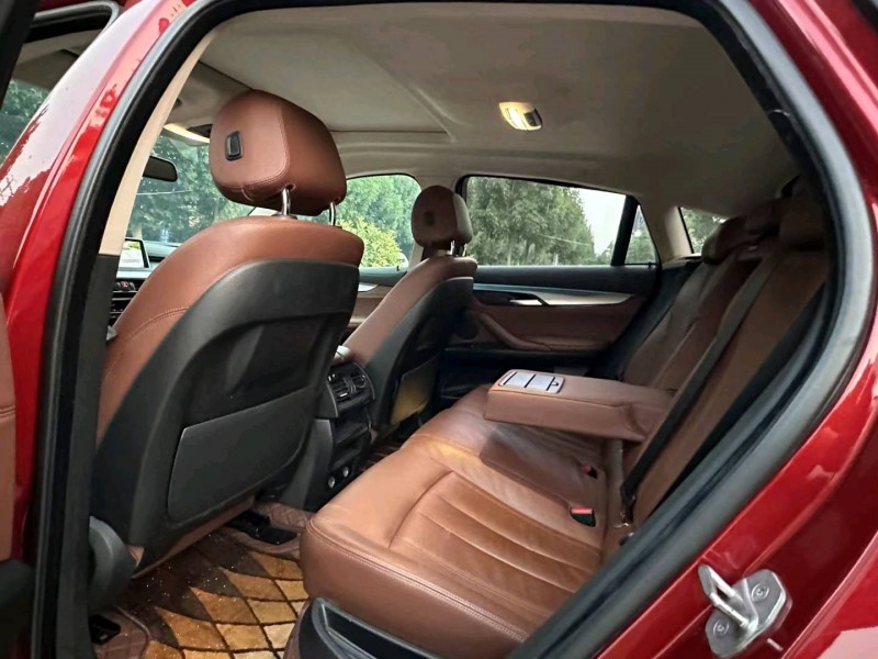 济南17年宝马X65