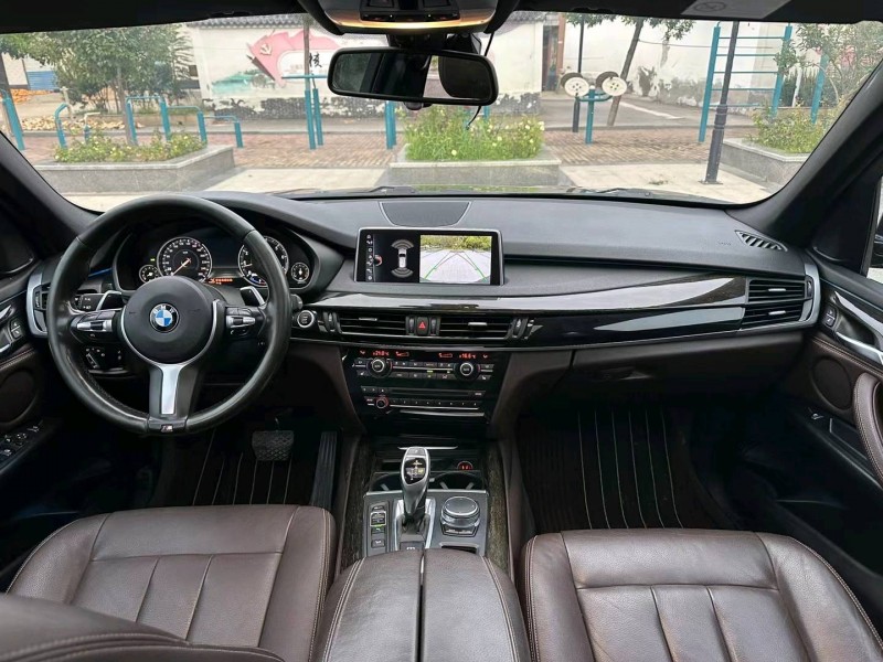 济南18年宝马X55