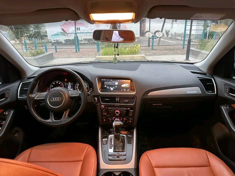 济南16年奥迪Q55