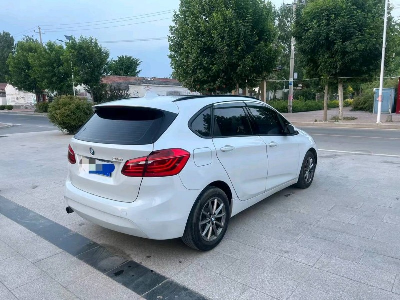 济南16年宝马2系8