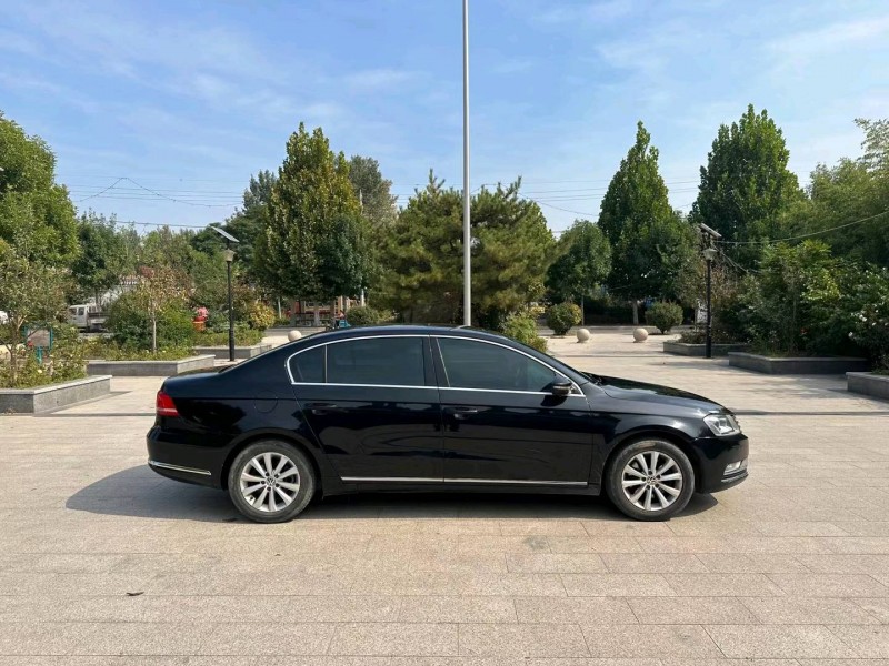 济南16年大众迈腾6