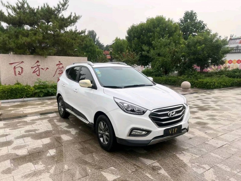 济南16年现代ix353