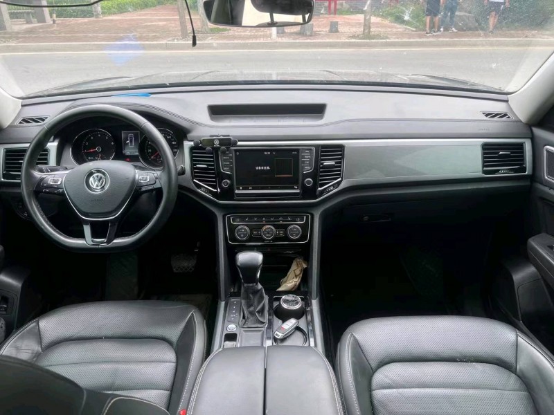 济南18年大众途昂5