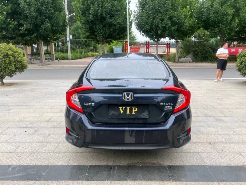 济南19年本田思域9