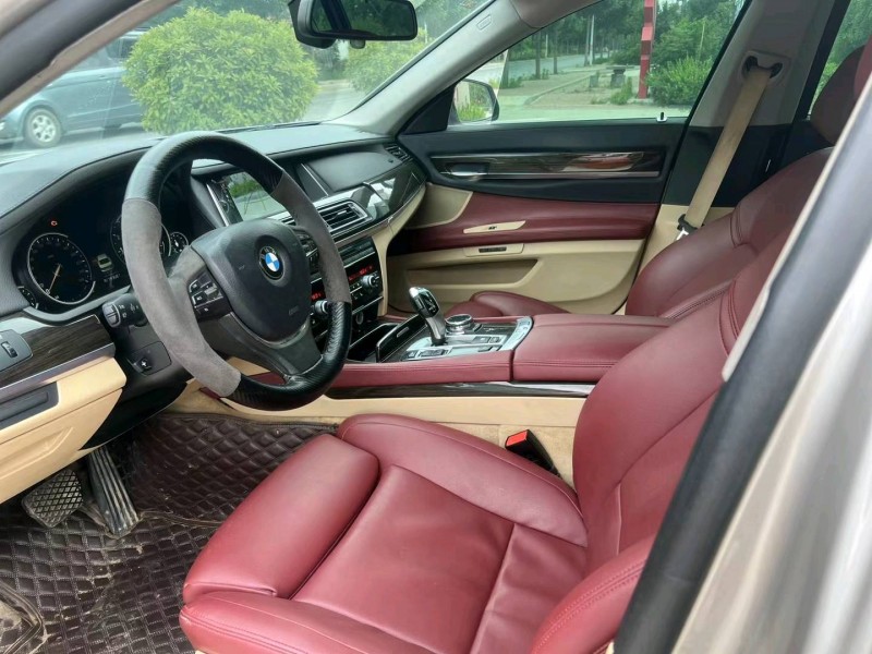 济南14年宝马7系4