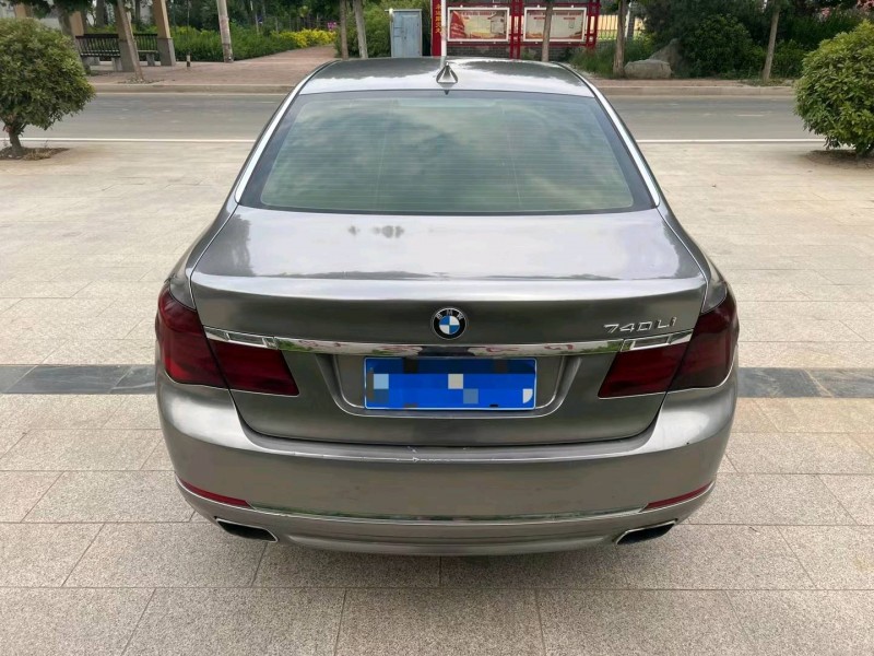 济南14年宝马7系9