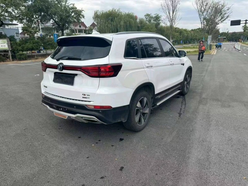 嘉兴19年长安汽车CS758