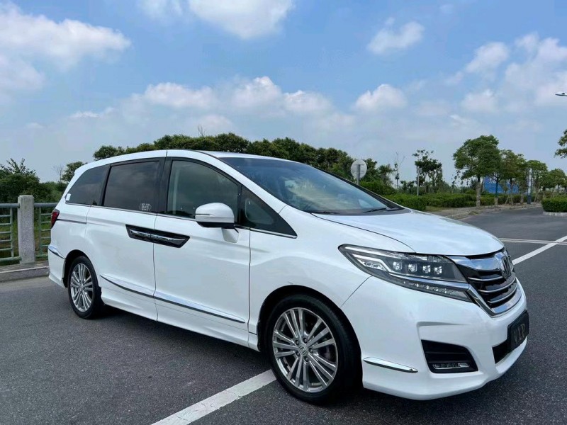 盐城16年本田艾力绅3